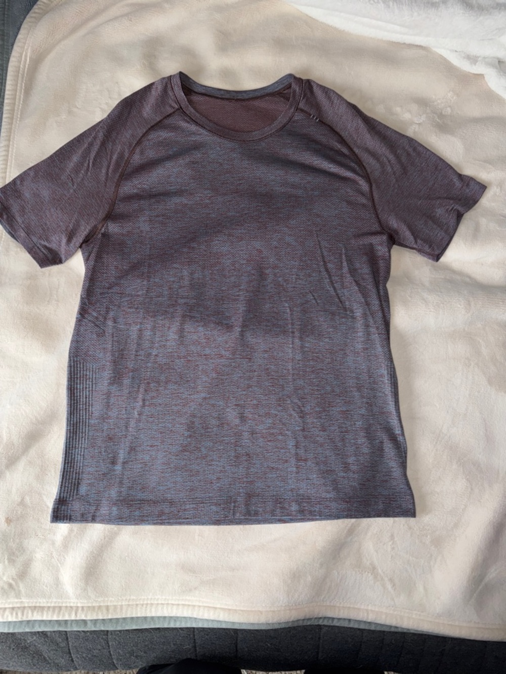 Lululemon Metal Vent Tech T-Shirt - Medium